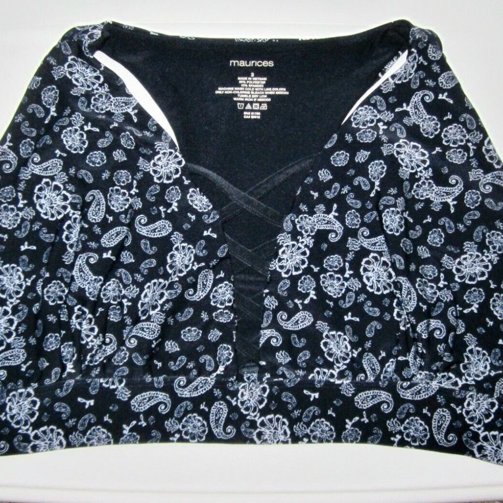 Maurices Women's in Motion Blue Sports Bra 56910 Size 2
